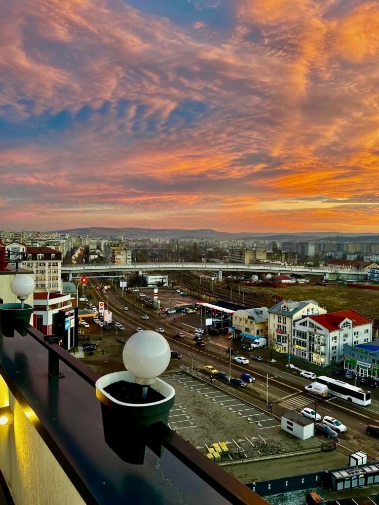 Ferienwohnung Penthouse Exclusive View , Iasi Exterior foto