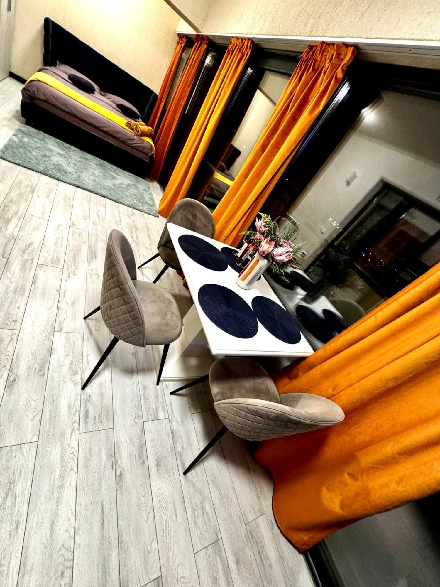 Ferienwohnung Penthouse Exclusive View , Iasi Exterior foto