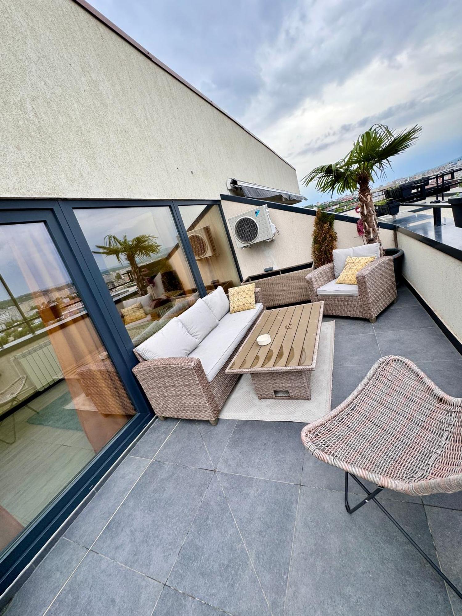 Ferienwohnung Penthouse Exclusive View , Iasi Exterior foto